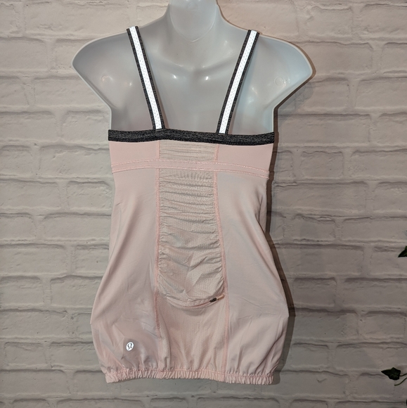 Lululemon Light Up Tank - Picture 4 of 10